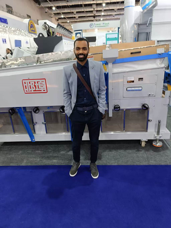 We are in the Exhibition with Agent-Beibu Machinery