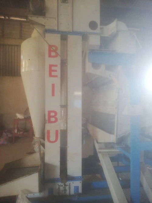 Soybean Cleaning Machine in Client's Warehouse-Hebei Beibu Machinery Technology Co.,LTD