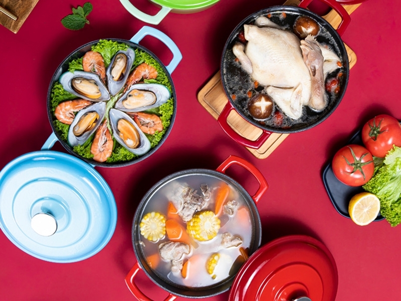 Cast iron kitchenware – a must in the kitchen