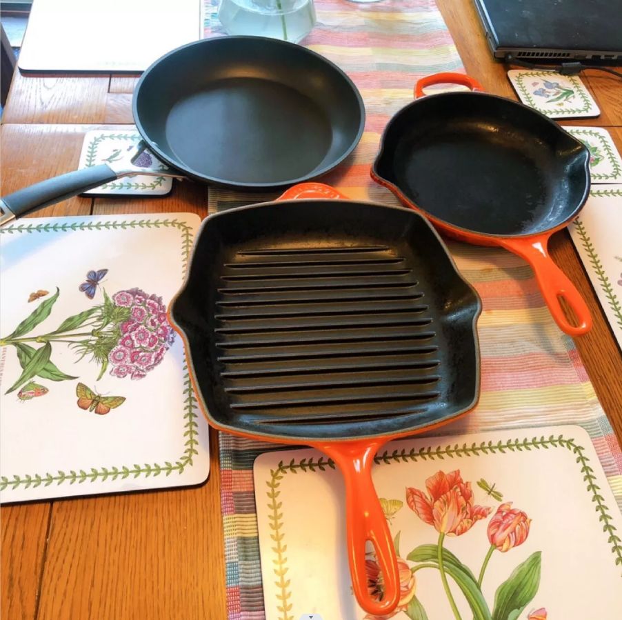 Cast iron frying pan as a good kitchen helper, whether it is frying or frying, or preheating, it is very useful. Of course, it has many advantages, let us introduce it in detail next.