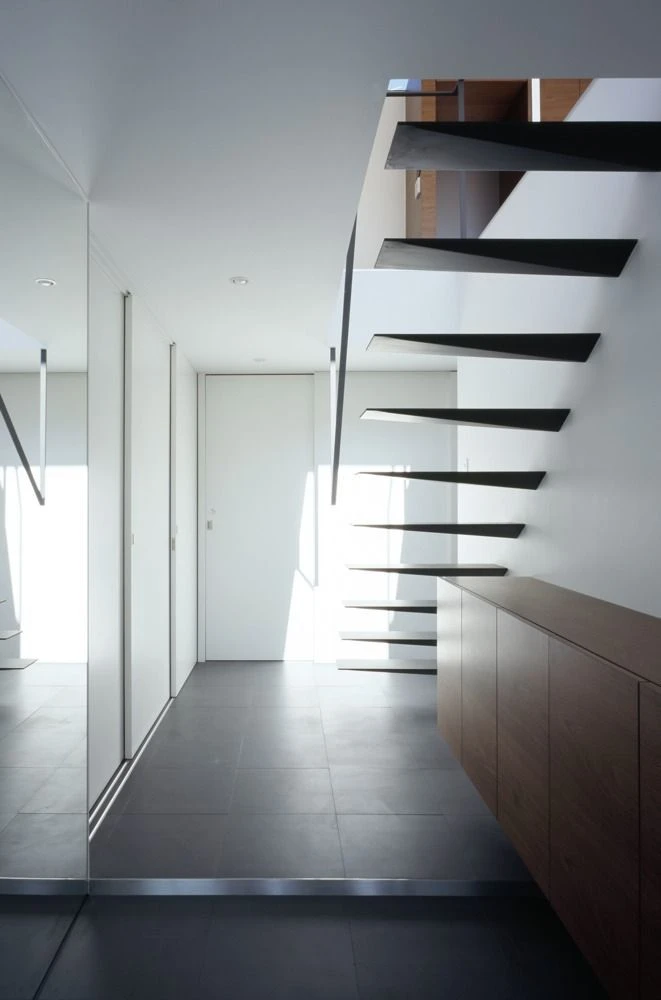 Invisible Stringer Stairs Steel Frame Floating Stairs Unique Design