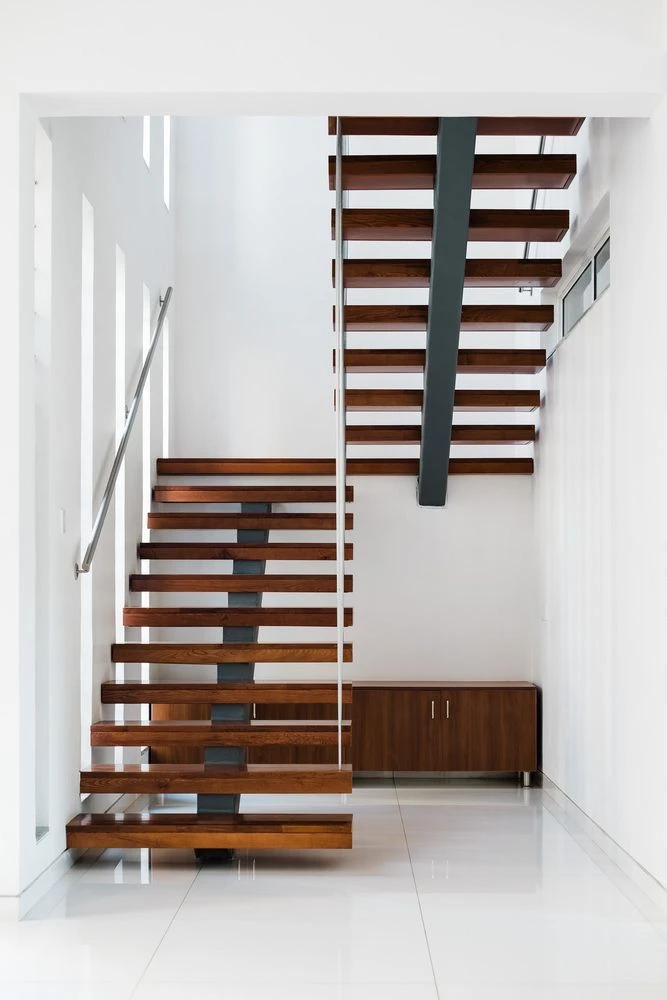 Modern Wood Tread Mono Stringer Staircase Hotel Interior U-sheped Straight Staircase Standoff Glass Balustrade