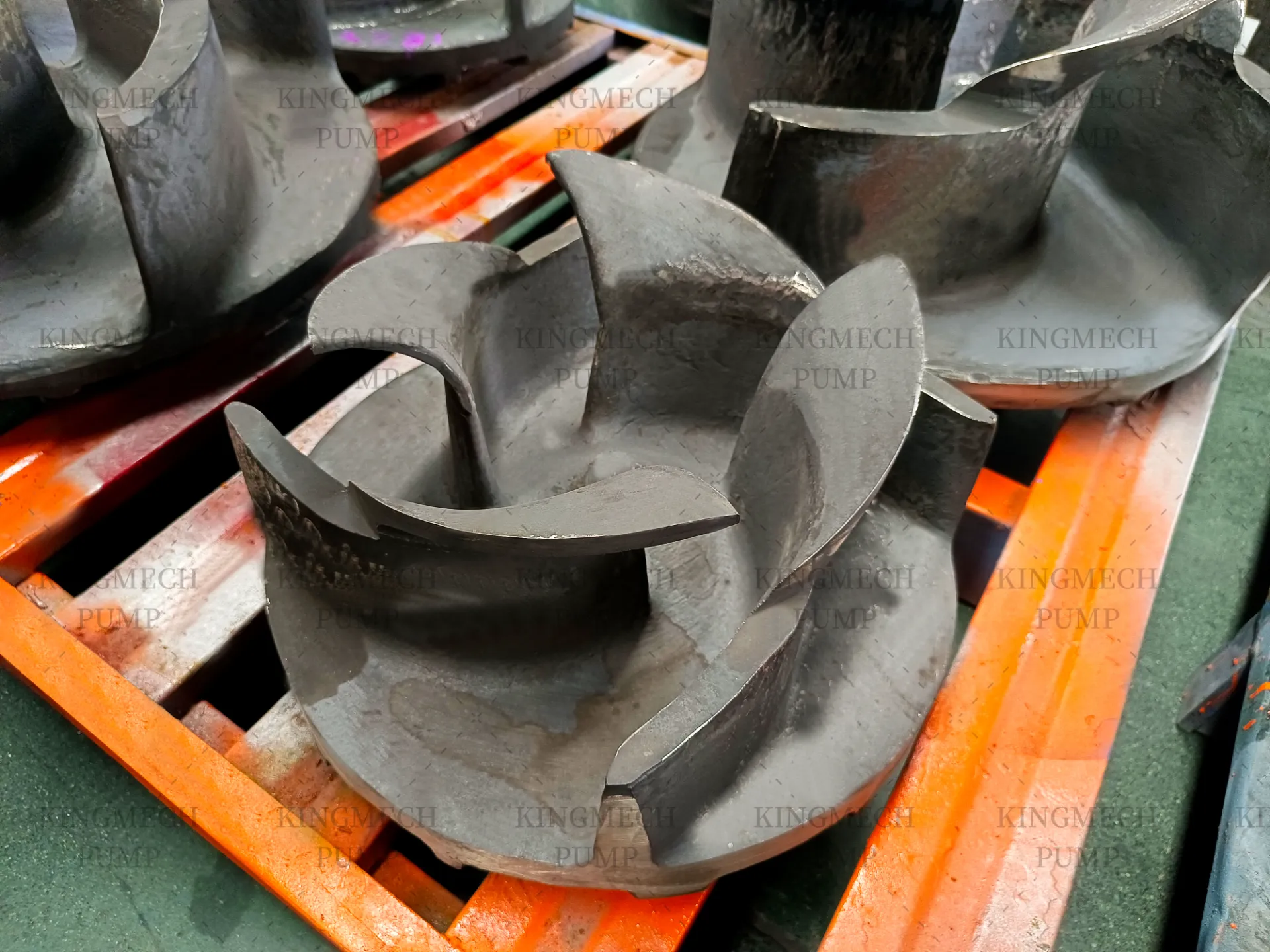 Medium Head Heavy Duty Slurry Pump Wear Parts