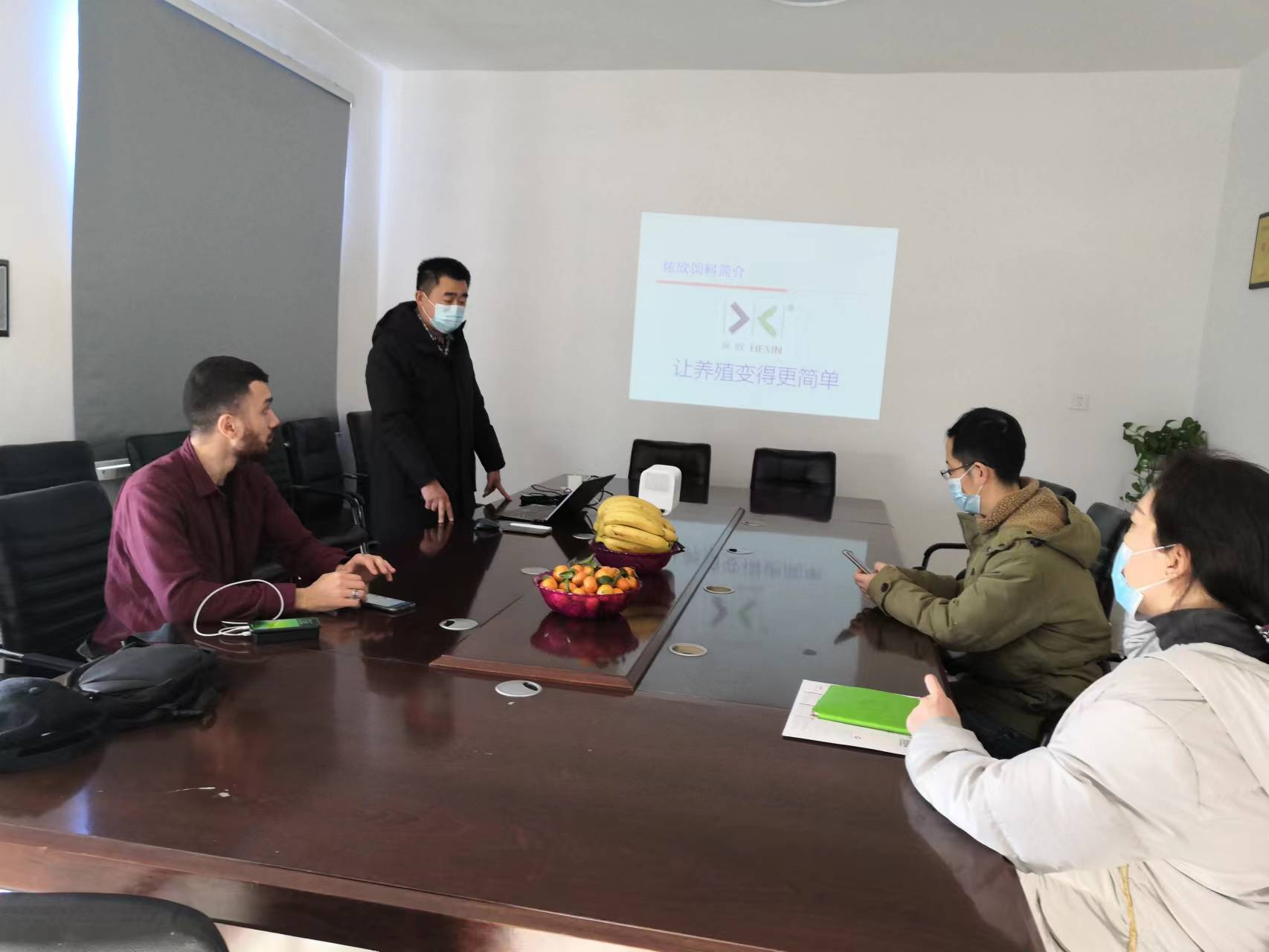 Europe customer visit our feed factory