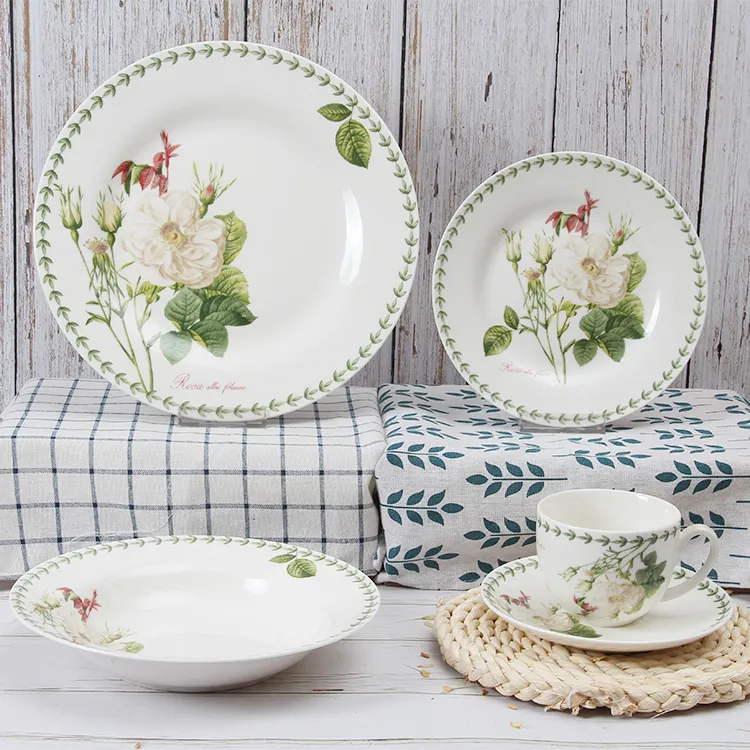 Decorating with a Ceramic Crockery Set