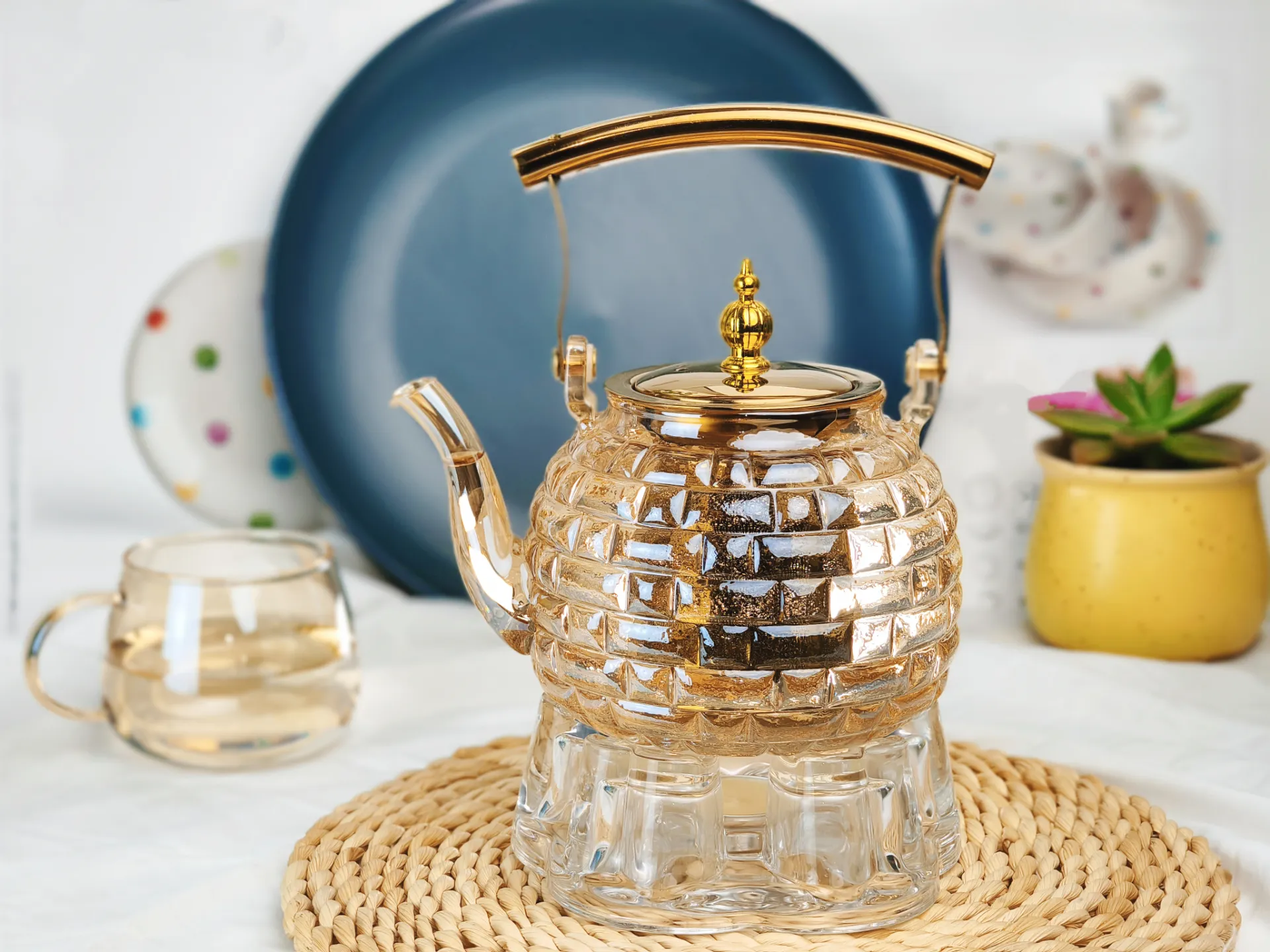The Artistry Behind Handmade Glass Teapot