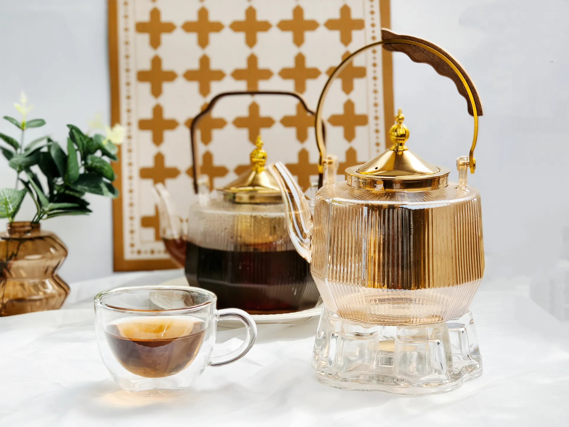 How to Clean Your Glass Steeping Teapot