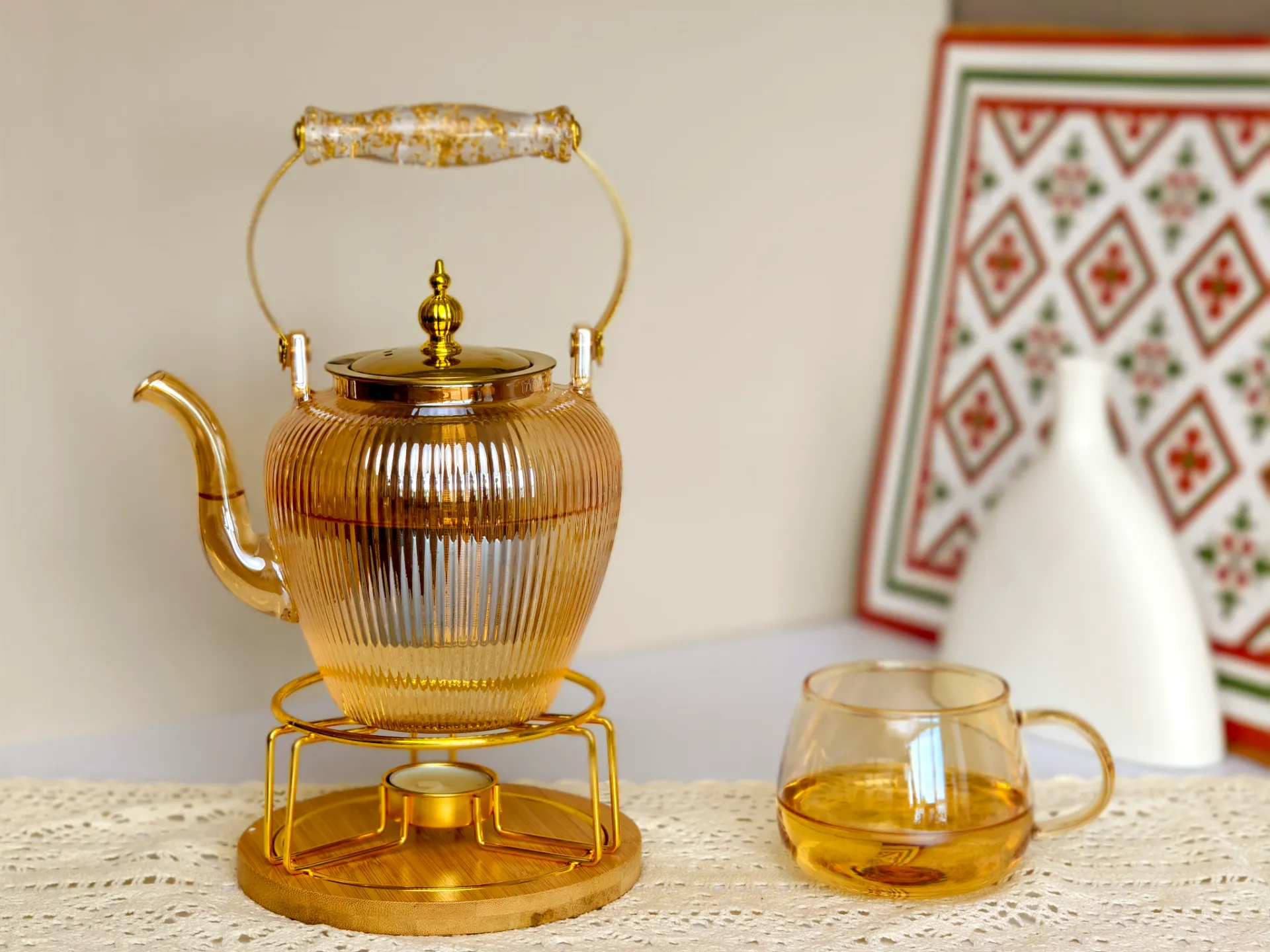 Copper And High Borosilicate Glass Teapot Lifting Beam Handle Ensures Easy Pouring Copper And High Borosilicate Glass Teapot Lifting Beam Handle Ensures Easy Pouring