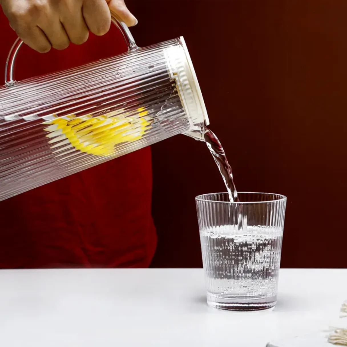 Heat Resistant Ribbed Glass Pitcher with Lid and Spout Set Electroplating Color