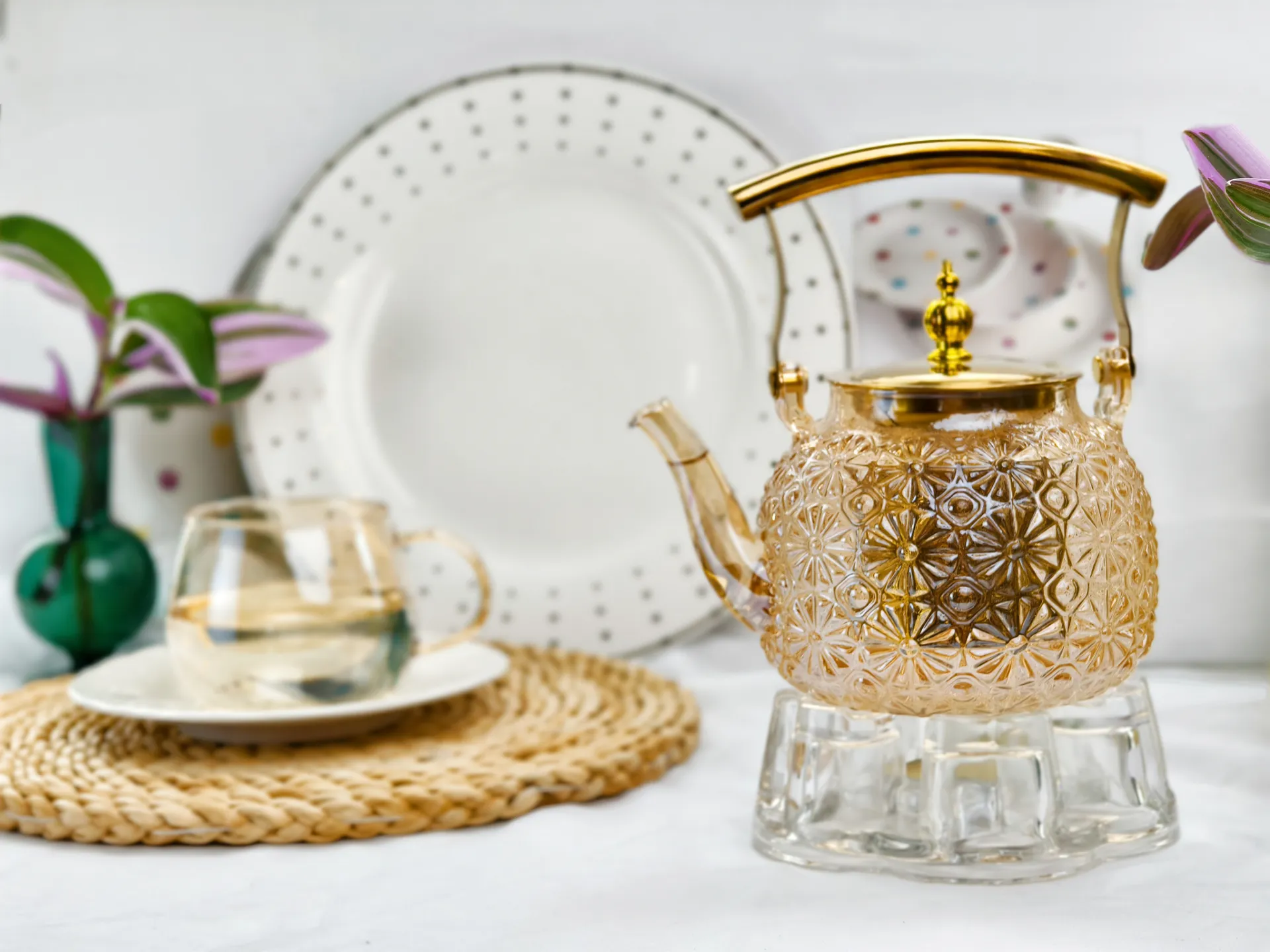 1L Amber tea pot with golden stainless steel handle and infuser