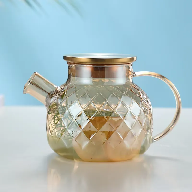 Diamond Shaped High Borosilicate Glass Water Pitcher With Bamboo/Stainless Steel Lid