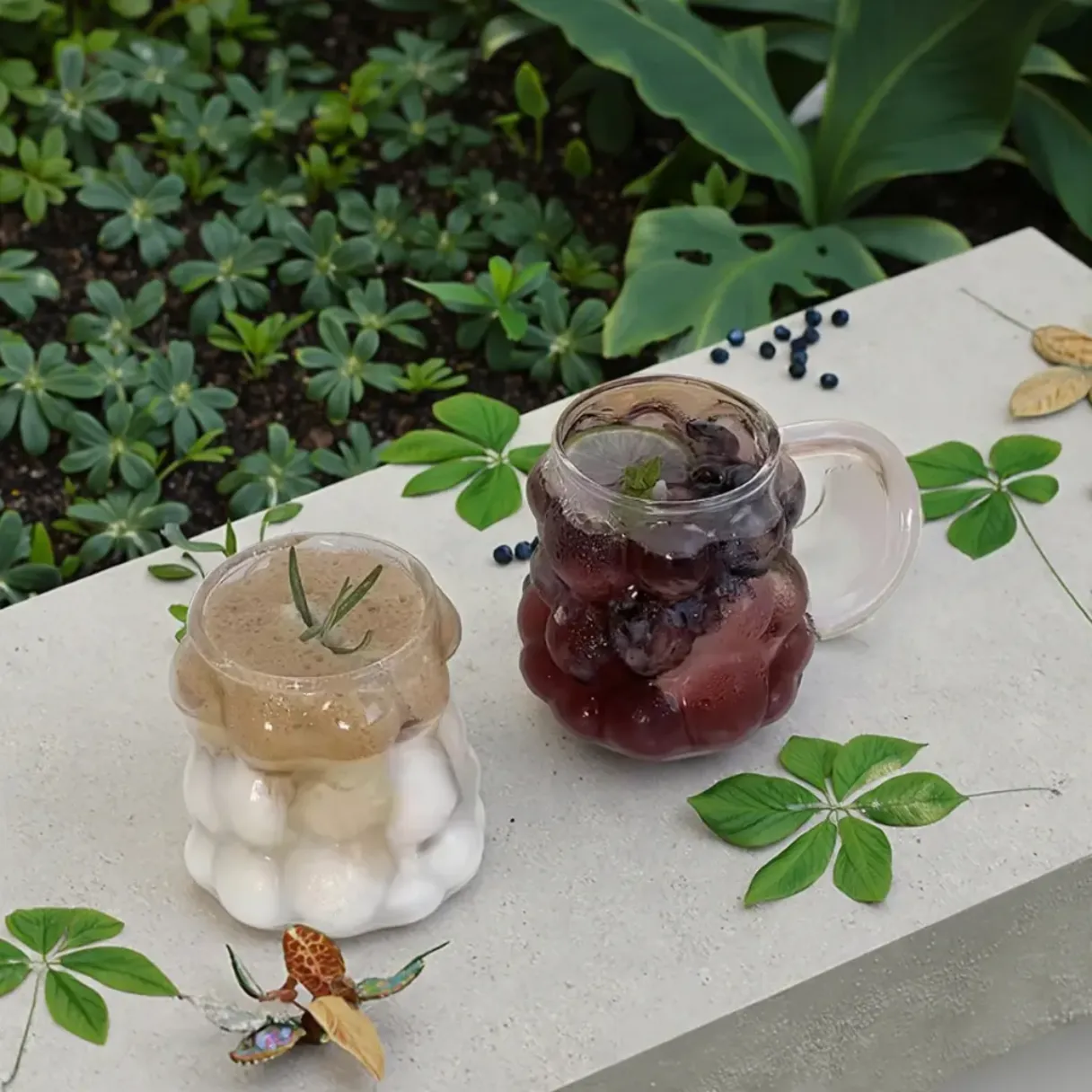 High borosilicate glass mug with straw 550ml