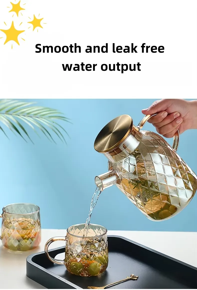 Diamond Shaped High Borosilicate Glass Water Pitcher With Bamboo/Stainless Steel Lid