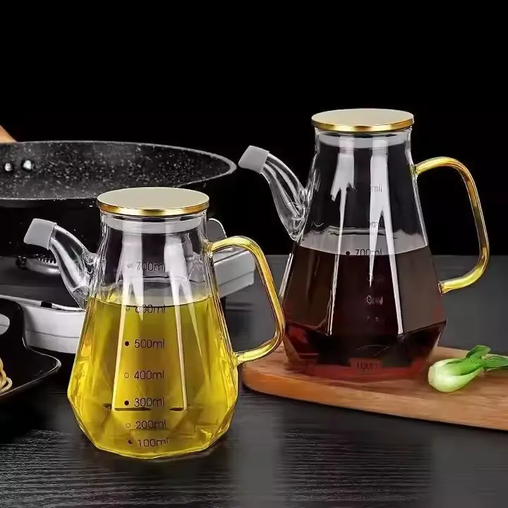 Innovative Diamond Shapes Borosilicate Glass Oil and Vinegar Bottle Set Empty Olive Oil Bottles Olive Oil Cans