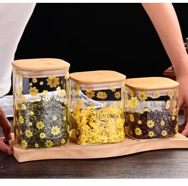 Classic Design Square Glass Jar with Hand Blown Lid Multi-Size for Kitchen for Households Parties