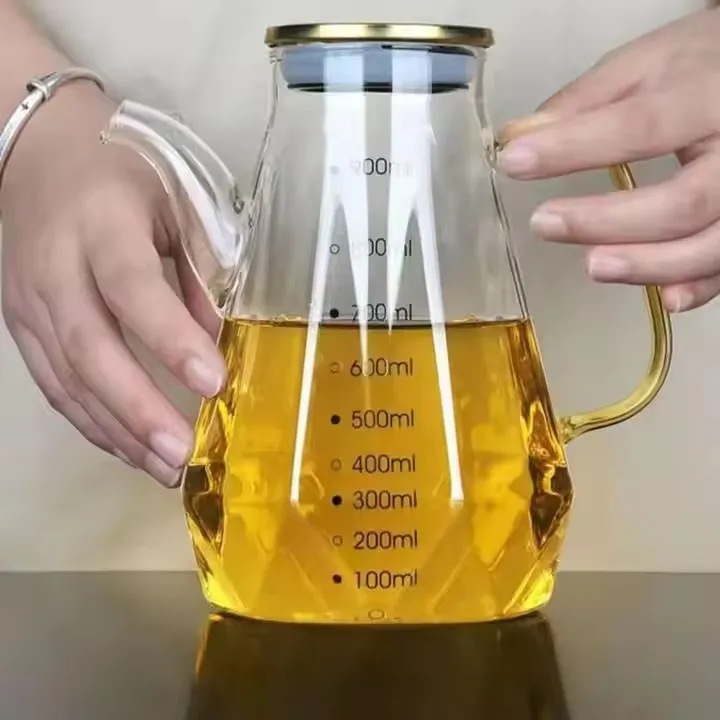 Innovative Diamond Shapes Borosilicate Glass Oil and Vinegar Bottle Set Empty Olive Oil Bottles Olive Oil Cans