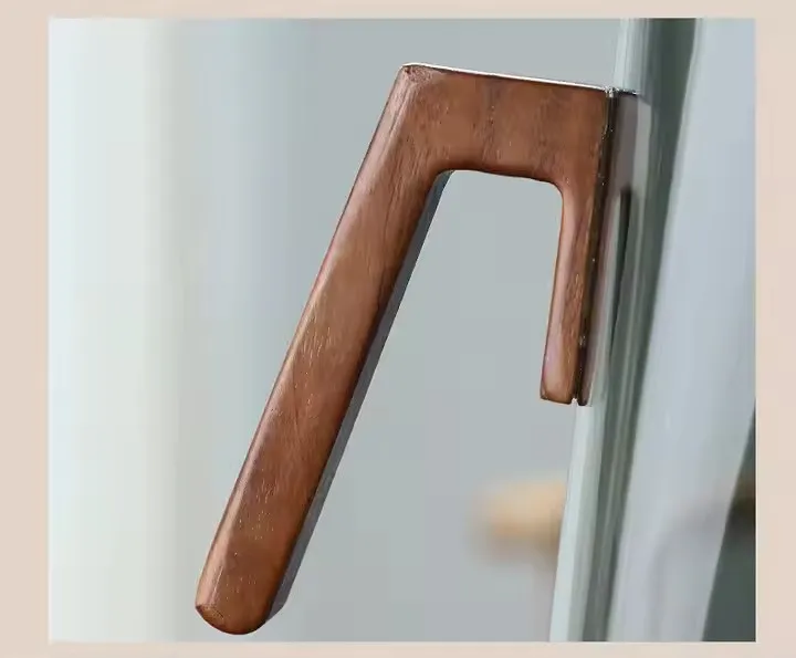 borosilicate glass pitcher