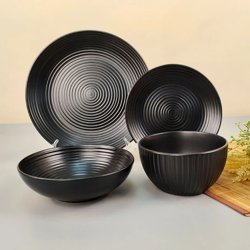 Black solid glaze relief porcelain dinner set