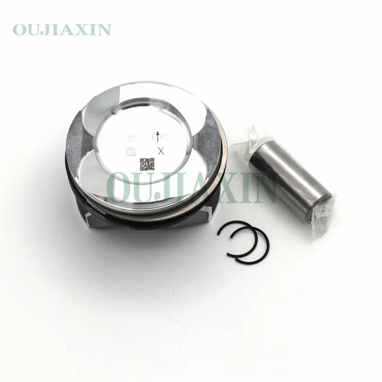 Precautions for installing the piston into the cylinder bore