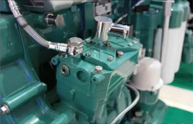 The difference between gas engine and fuel engine