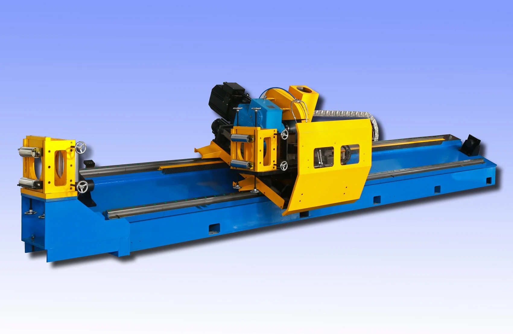 SS-CS-165 cold cutting saw specification :
1. the round tube diameter:76mm---168mm
2. Square tube diameter:60X60mm--130x130mm
3. Wall thickness of tube:2--6mm
4.Max.speed of cutting saw :60m/min
5.Saw blade diameter:630mm
6.Dimensional of cold cutting saw : 7000*2000*1700mm
7. Motor brand : YASKAWA ,SIEMENSE
7.Total power :63Kw