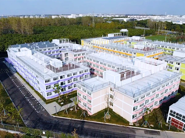 Flat Pack Container for Extreme Weather: Windproof, Sandproof & Insulated Modular Housing