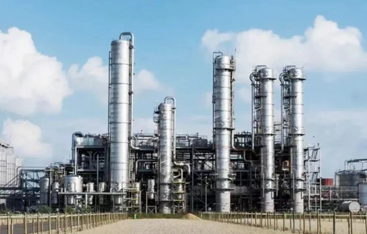 Synthetie Chemistry and Petrochemical Industry