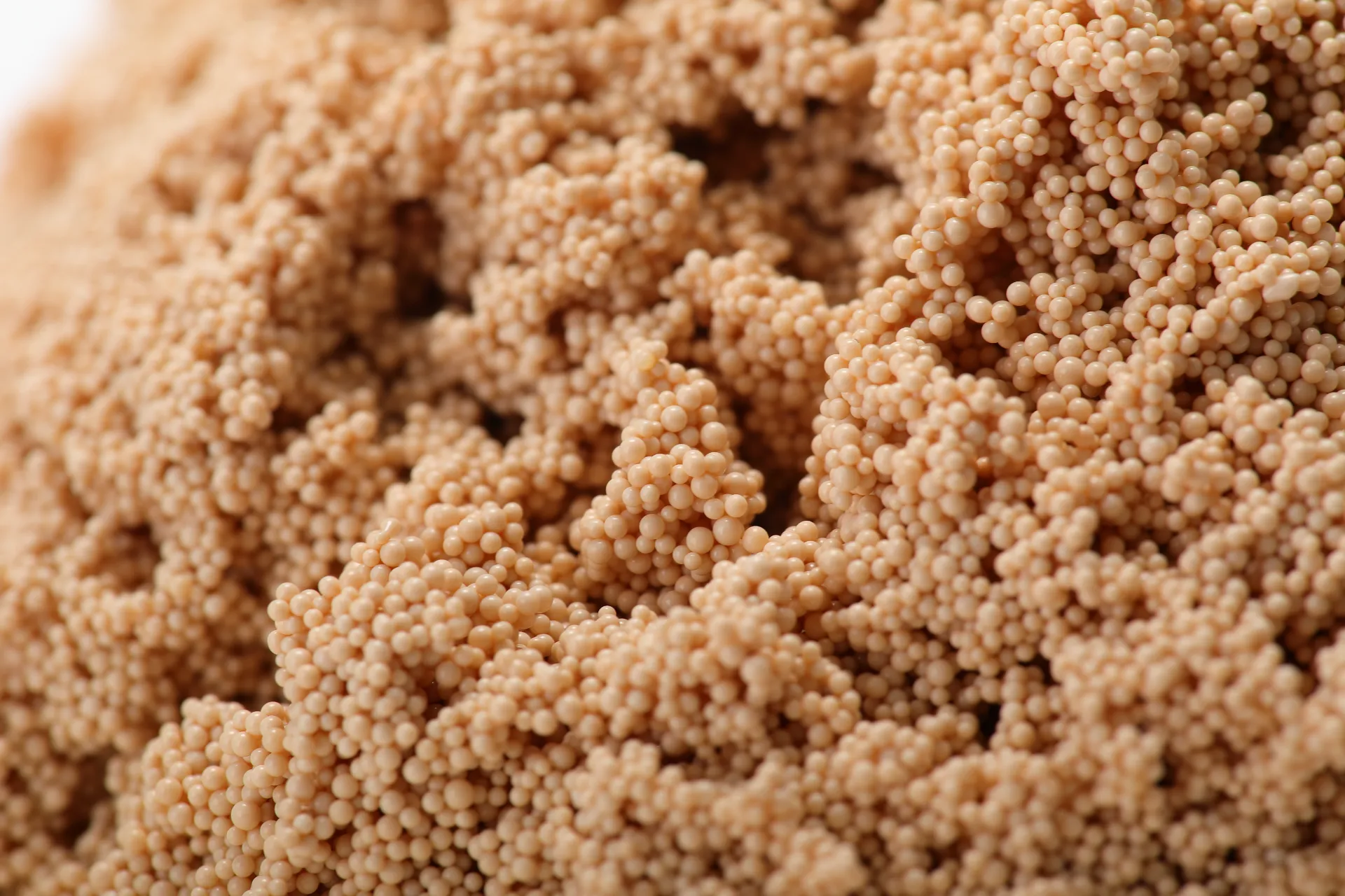 Premium Strong Acid Cation Exchange Resin for Water Purification