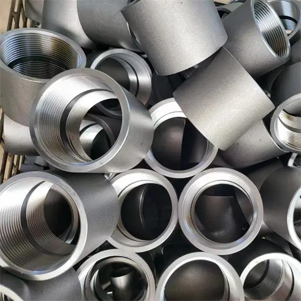 Seamless Couplings: Durable Carbon Steel & A105 Options