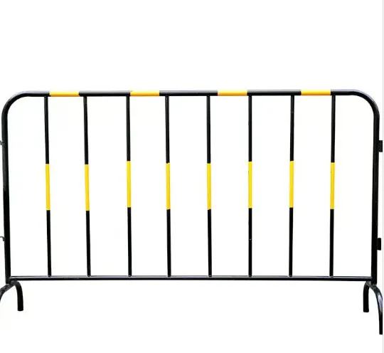 Crowd Control Barriers in Airport Terminals Crowd Control Barriers in Airport Terminals