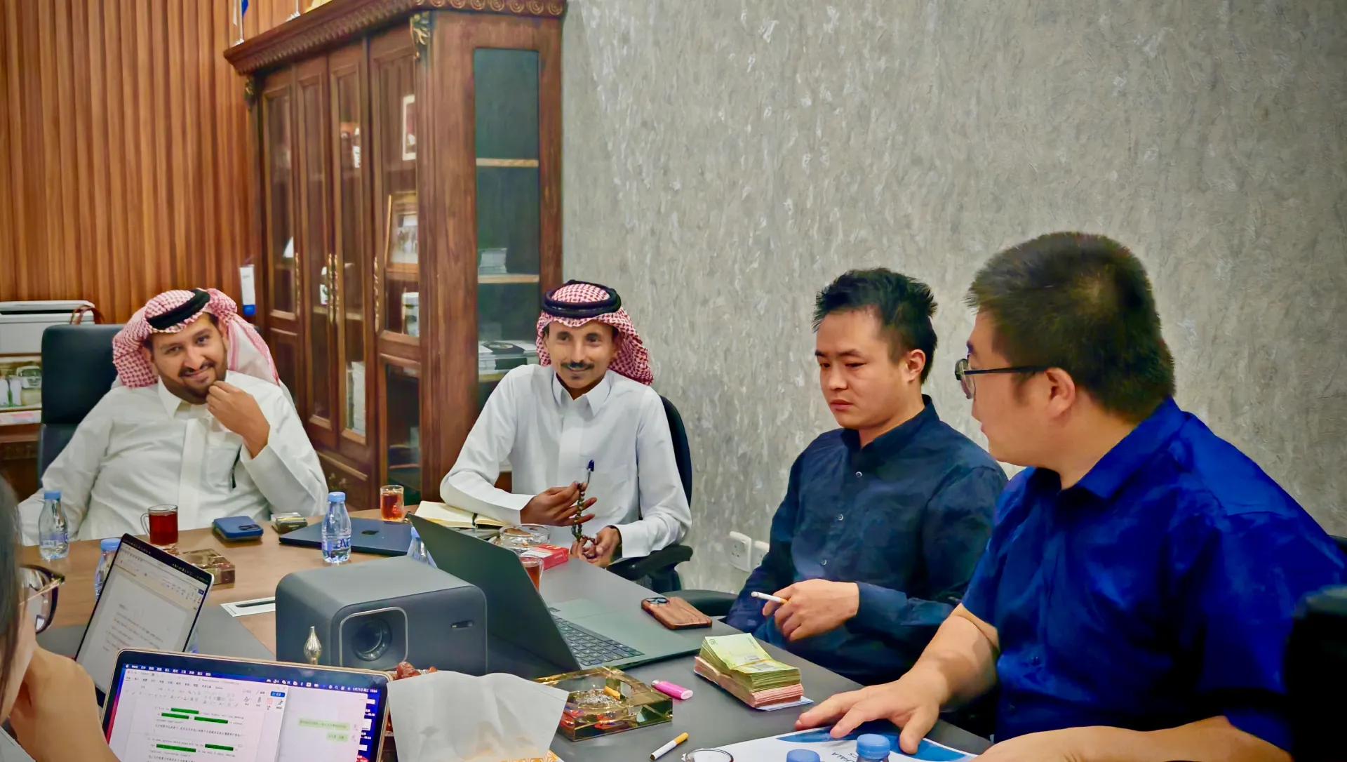 When The 50°c Heatwave In Riyadh Meets The "heat" Of Chinese Manufacturing: After Breaking The Situation With Cost - Effectiveness, How To Win The Upgrade Battle Of "localized Marketing"?