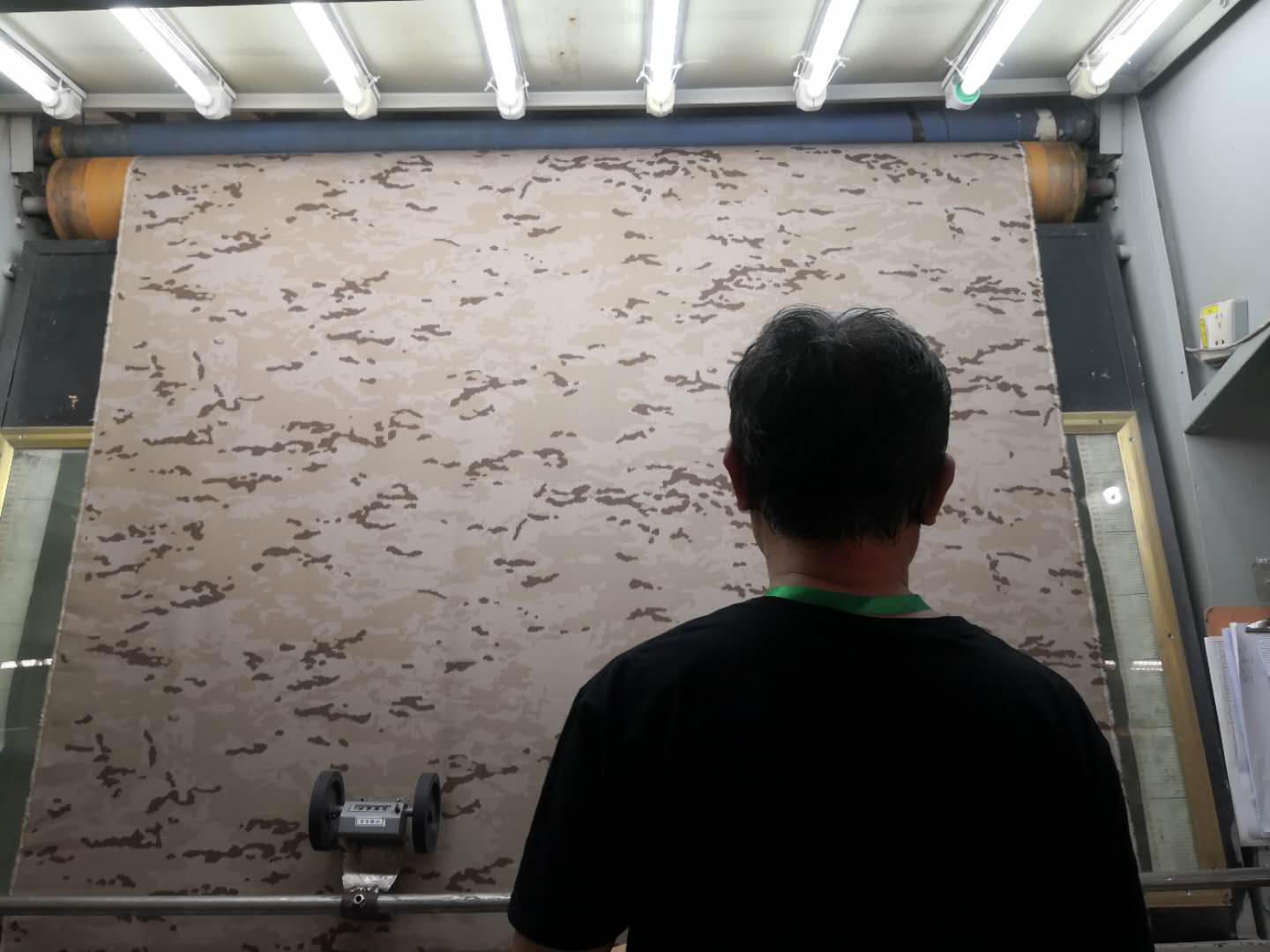 Strictly control quality and serve customers