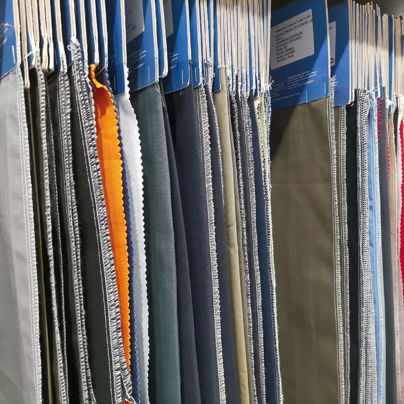 PES/PA/EA Bi-stretch Double Layer Twill Fabric