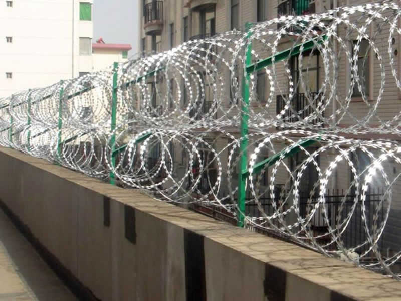 Razor Wire For Sale | Durable High-Security Barbed Wire Fencing