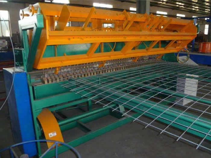 Welded Wire Mesh Machine