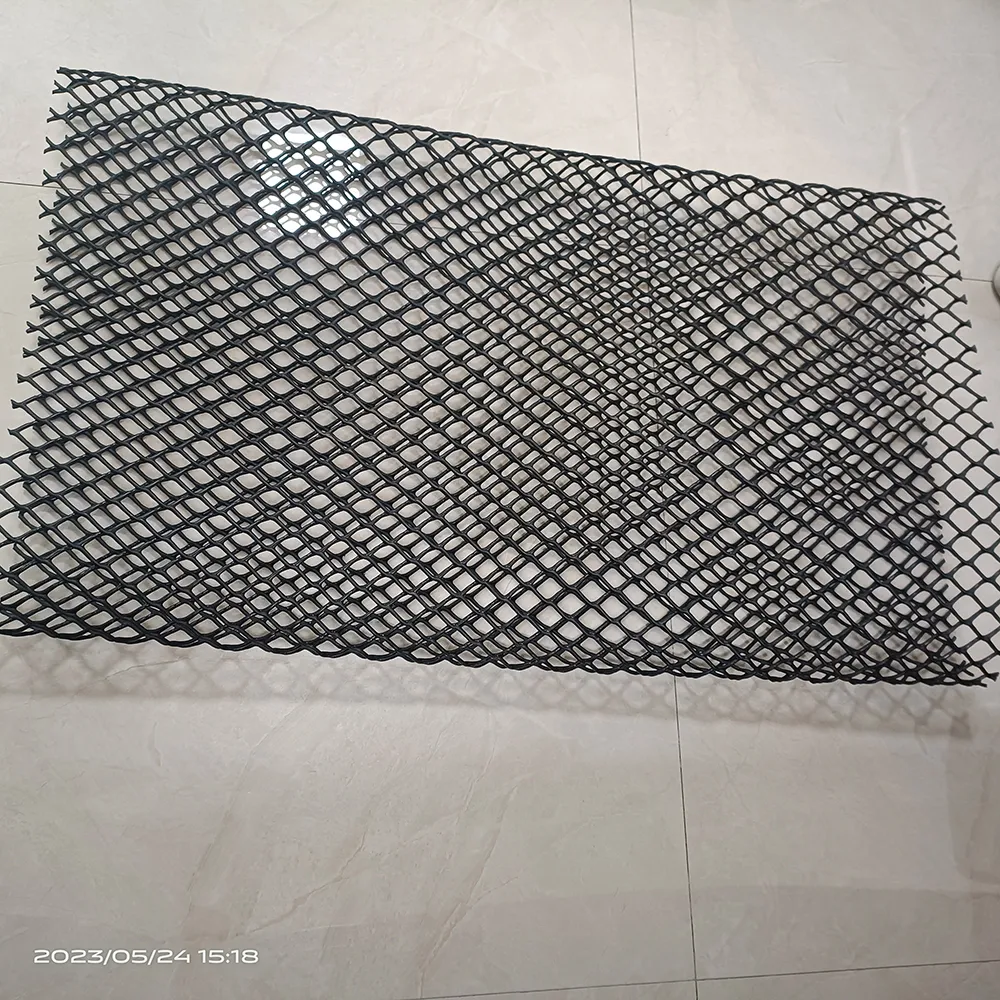 Expert Wire Mesh Fabricators - Custom Solutions & Quality Mesh