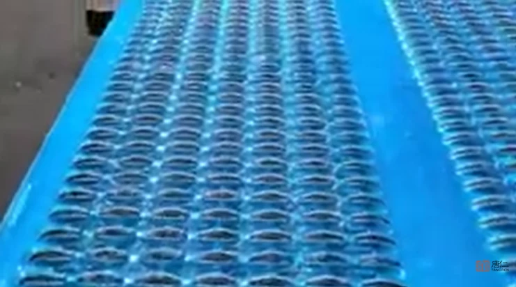 Galvanized Diamond-shaped Perforated Metal Grip Strut Safety Grating