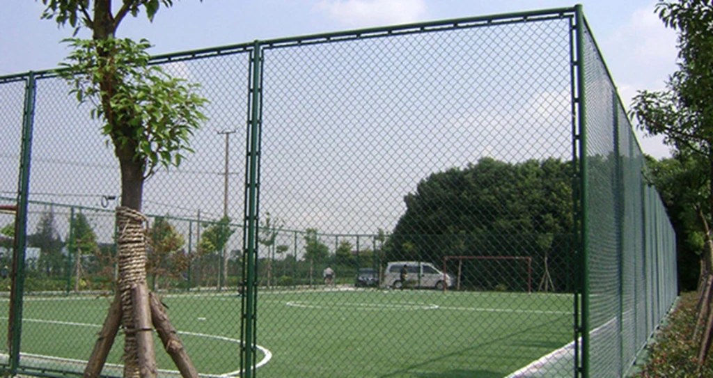 Customized Galvanized Sports Guardrails are Suitable for Various Sports Venues