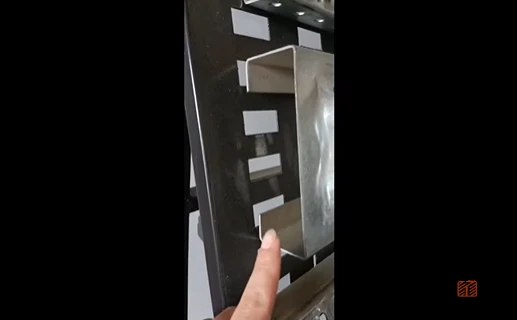 Crocodile Mouth Anti-Skid Plate Bending Display