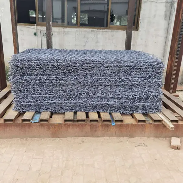 Hot dipped galvanzied low carbon steel hexagonal mesh