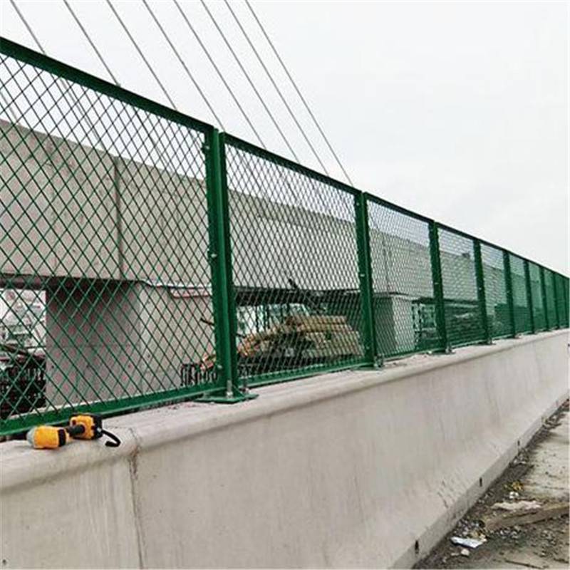 Benefits of metal frame guardrail net