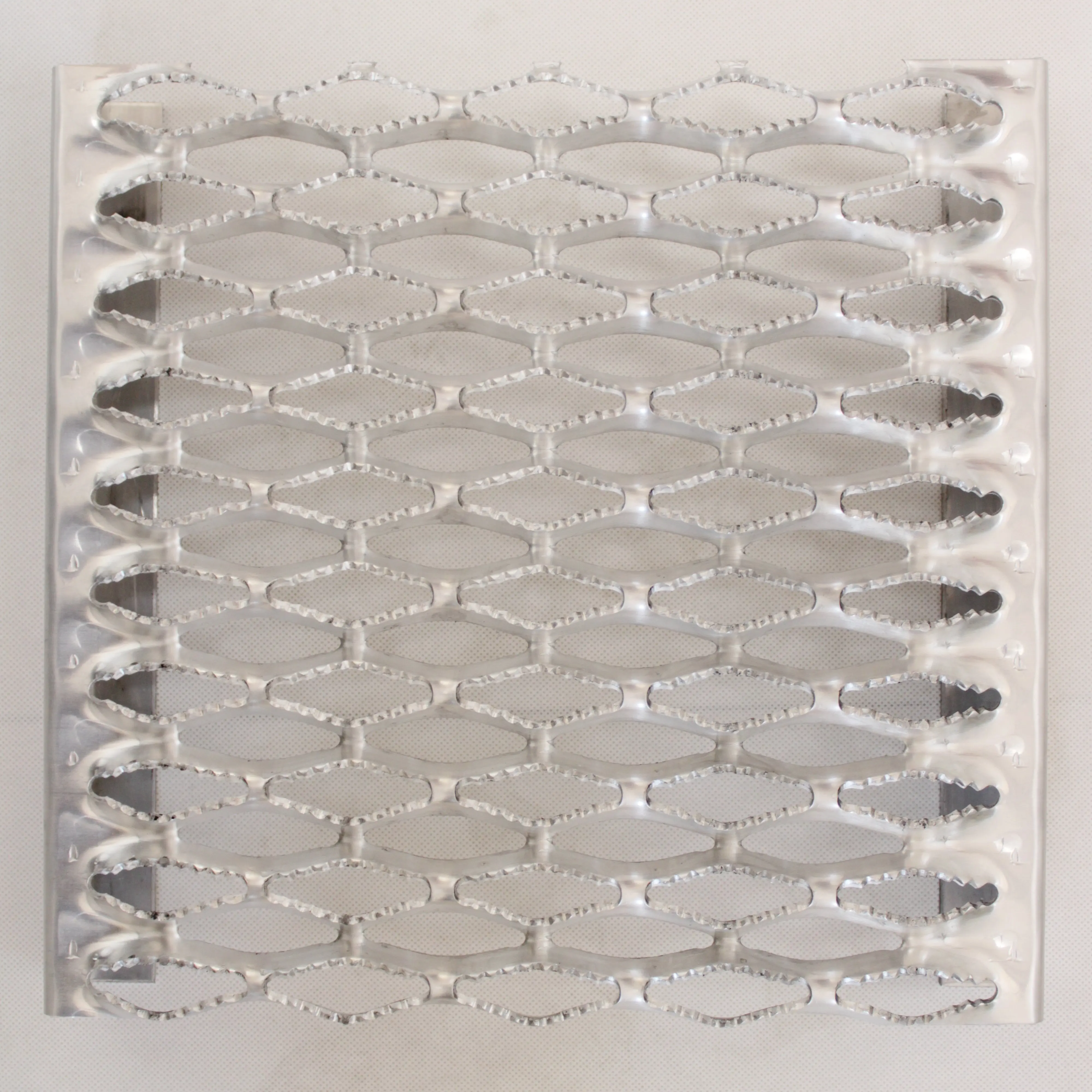 Anti-skid plate/Non skid perforated plate/Round hole non skid plate