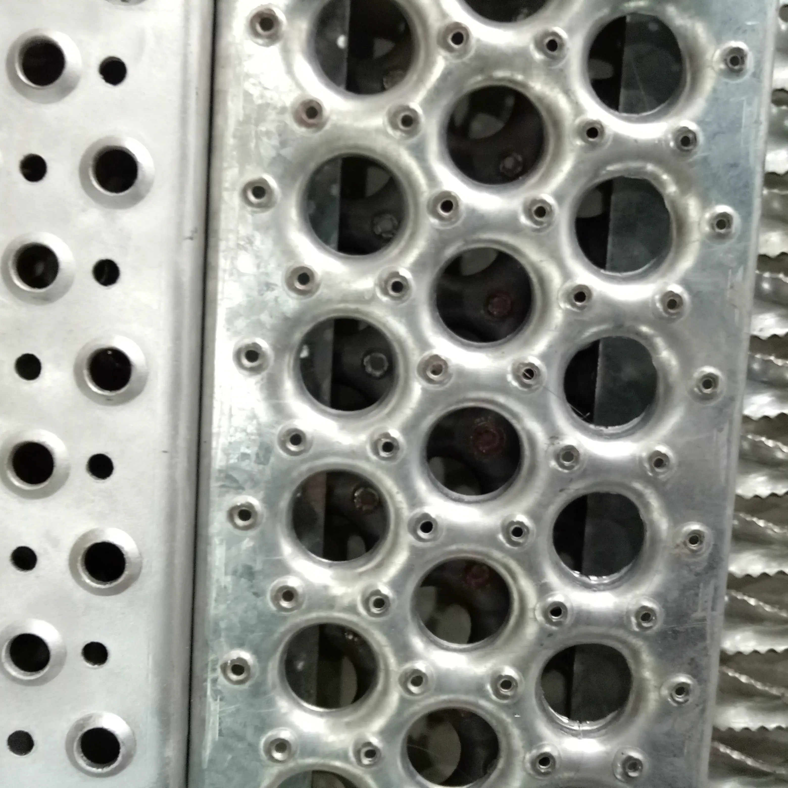 Anti Skid Plates Perforated Metal Safety Grating From Anping Factory