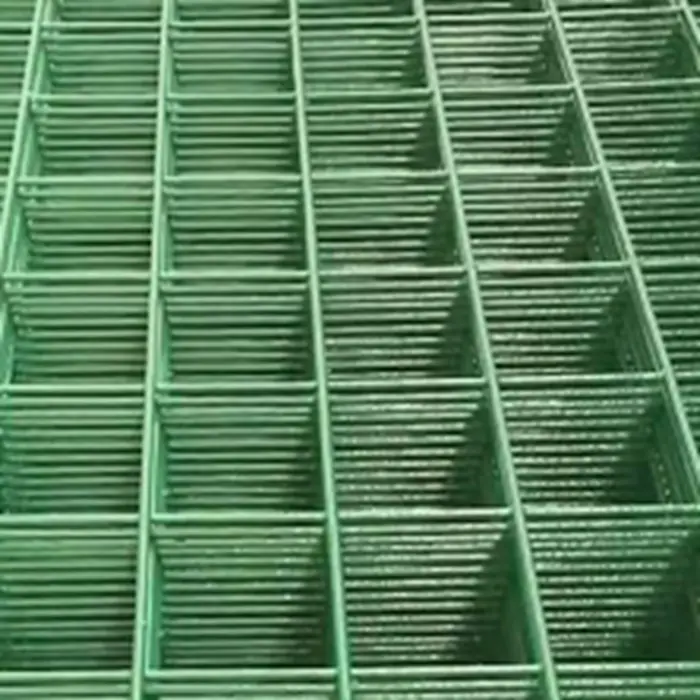 Hot Dipped Galvanized Welded Mesh Fence for animal cages