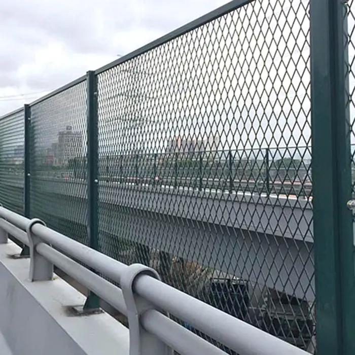 Diamond Hole Security Expanded Metal Fencing Panels for Anti Glare Mesh