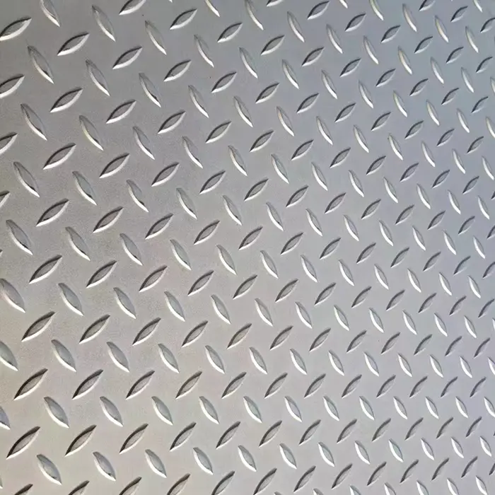 Hot dip galvanized steel plate non-slip diamond plate