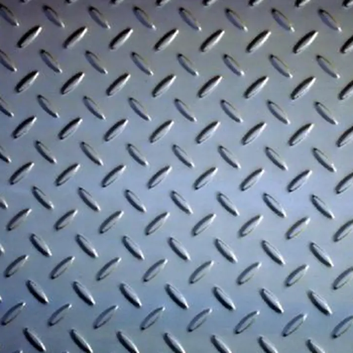 Hot-dip galvanized 5 bar diamond plate stair treads