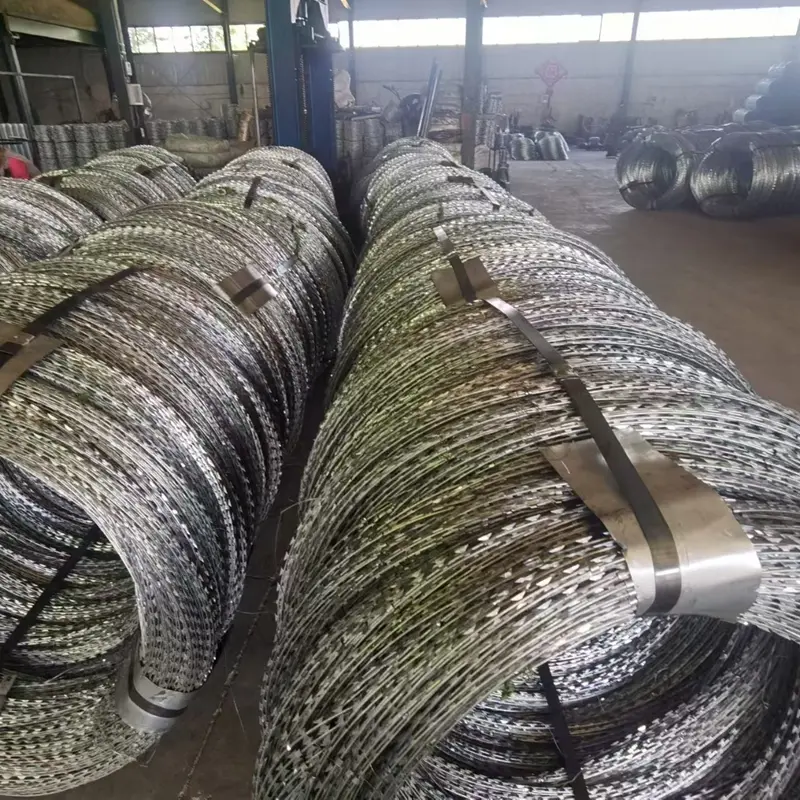 stainless steel galvanized BTO-15 Razor wire fencing anti climb factory price