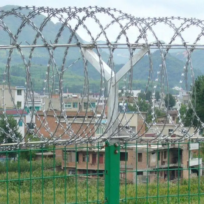 Wholesale BTO-22 Fence Top Concertina Razor Barbed Wire