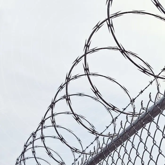 High quality Durable Razor Barbed Wire For Prison Mesh Fence